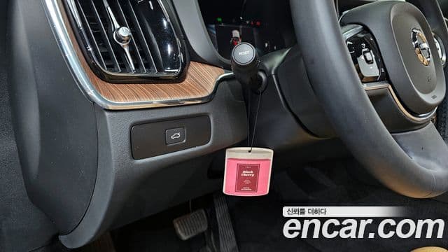 Volvo XC60 2세대 B5 Ultimate Bright, 2024 15