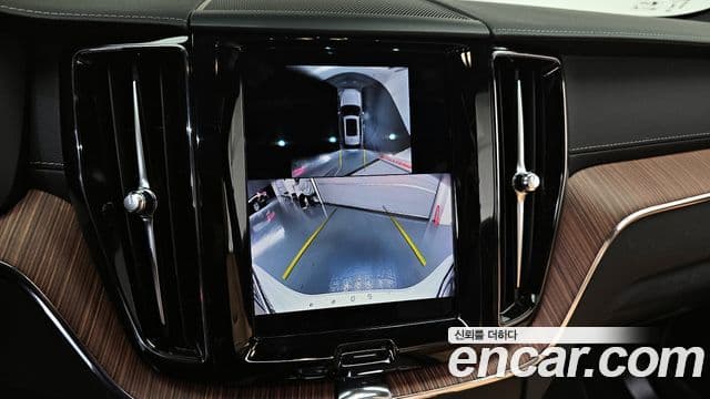 Volvo XC60 2세대 B5 Ultimate Bright, 2024 17