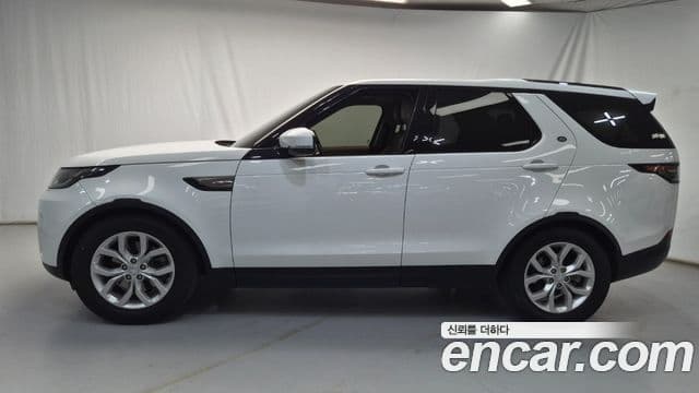 Land Rover Discovery 5 2.0 SD4 SE, 2020 2