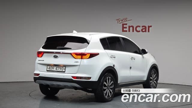 Kia Sportage 4세대 дизель 1.7 2WD Trendy, 2017 2