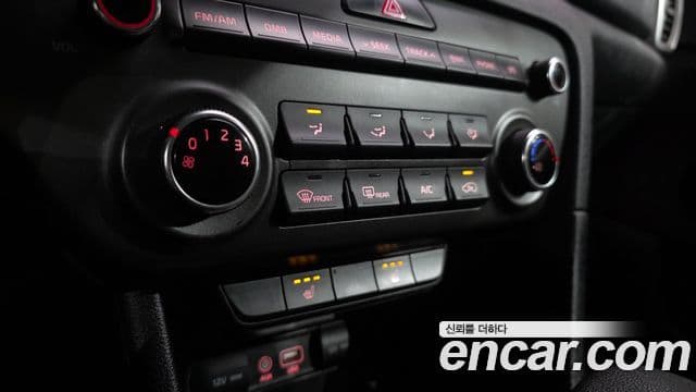 Kia Sportage 4세대 дизель 1.7 2WD Trendy, 2017 16