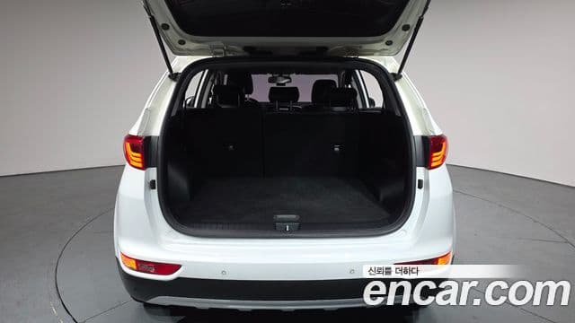 Kia Sportage 4세대 дизель 1.7 2WD Trendy, 2017 20