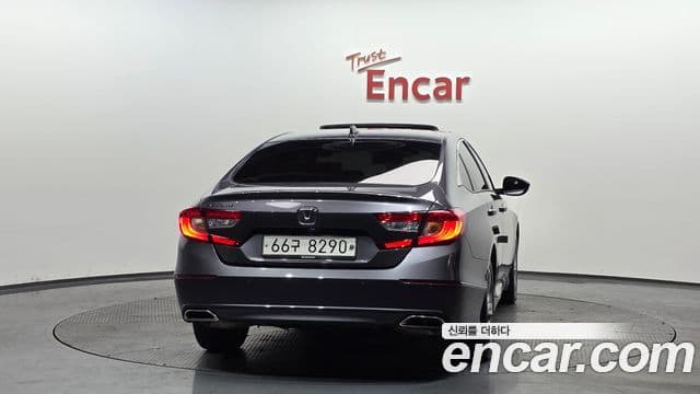 Honda Accord 10세대 1.5 турбо, 2019 4