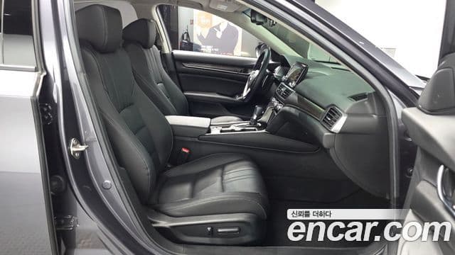 Honda Accord 10세대 1.5 турбо, 2019 10