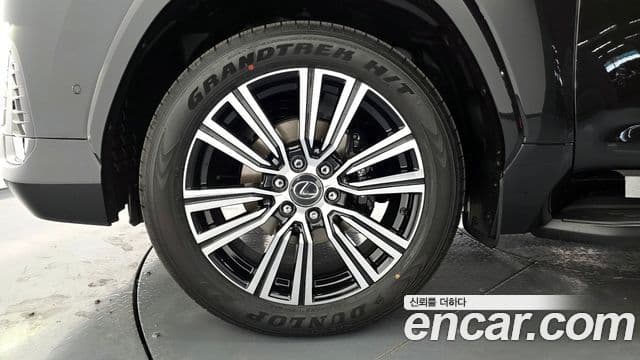 Lexus LX 4세대 Luxury, 2026 все фото
