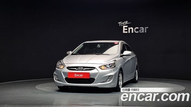 Hyundai Accent(новый кузов / новое поколение) Premier, 2012 3