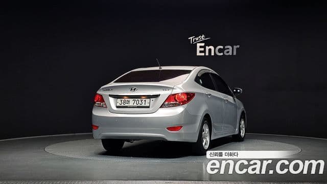 Hyundai Accent(новый кузов / новое поколение) Premier, 2012 4