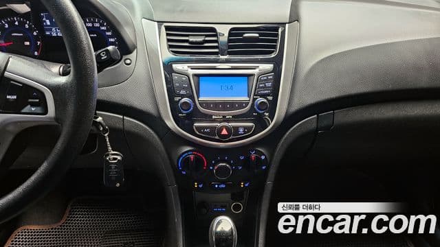 Hyundai Accent(новый кузов / новое поколение) Premier, 2012 15