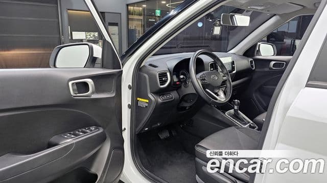 Hyundai Venue Modern, 2020 11