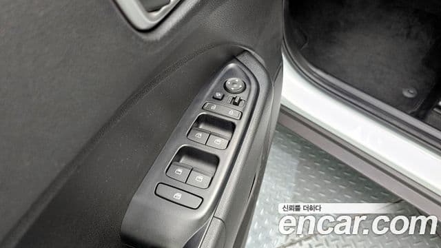 Hyundai Venue Modern, 2020 18