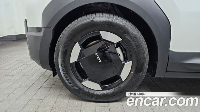 Kia PV5 5인승 Plus, 2026 все фото