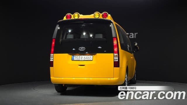 Hyundai Staria 11인승, 2023 4