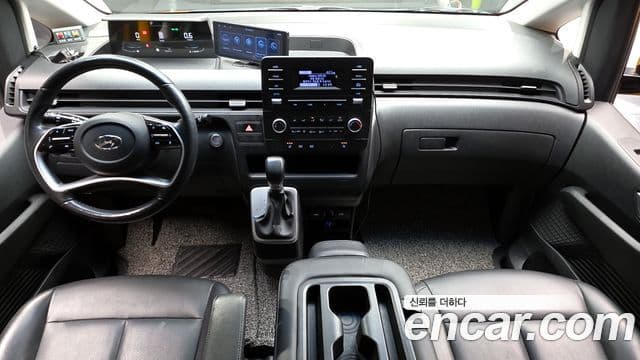 Hyundai Staria 11인승, 2023 7