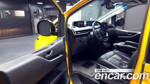 Hyundai Staria 11인승, 2023 11