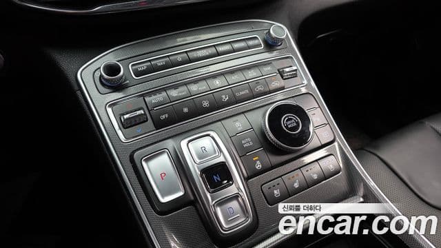 Hyundai The / новый New Santa Fe Exclusive, 2023 9