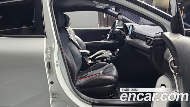 Hyundai Veloster (JS) Core, 2018 10