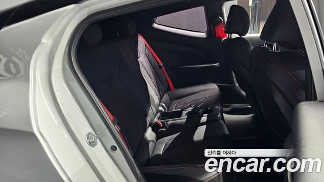 Hyundai Veloster (JS) Core, 2018 12