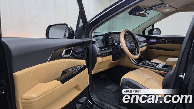Kia Carnival 4세대 Signature, 2023 10