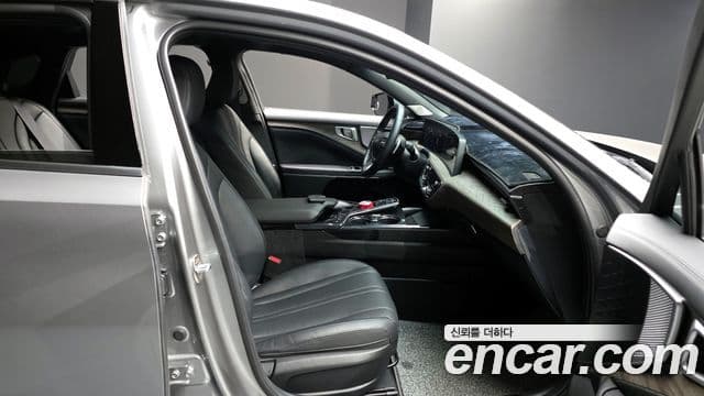 Kia K8 Trendy(таксомоторный тип), 2024 10