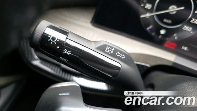 Kia K8 Trendy(таксомоторный тип), 2024 19