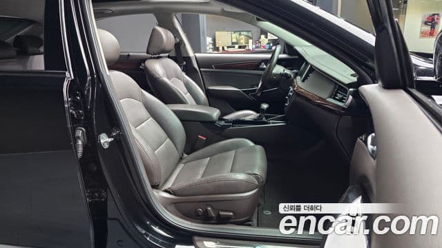 Kia All New K7 Prestige, 2016 11