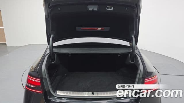 Genesis G90 (RS4) бензин 3.5 турбо AWD, 2023 20