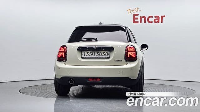 Mini Cooper 3세대, 2021 4