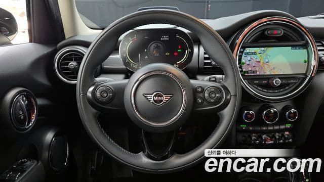 Mini Cooper 3세대, 2021 13