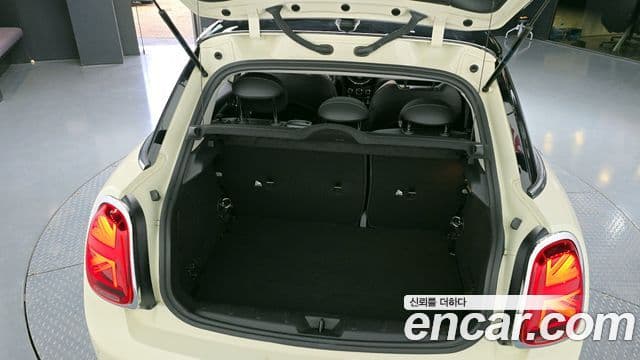 Mini Cooper 3세대, 2021 20