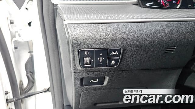 Kia K5 3세대 Trendy, 2023 17