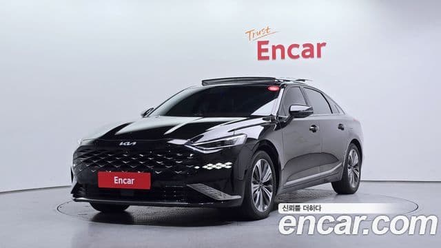 Kia K8 гибрид Signature, 2023 1