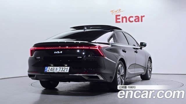 Kia K8 гибрид Signature, 2023 2