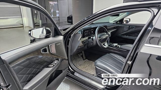 Kia K8 гибрид Signature, 2023 10