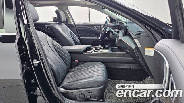 Kia K8 гибрид Signature, 2023 11