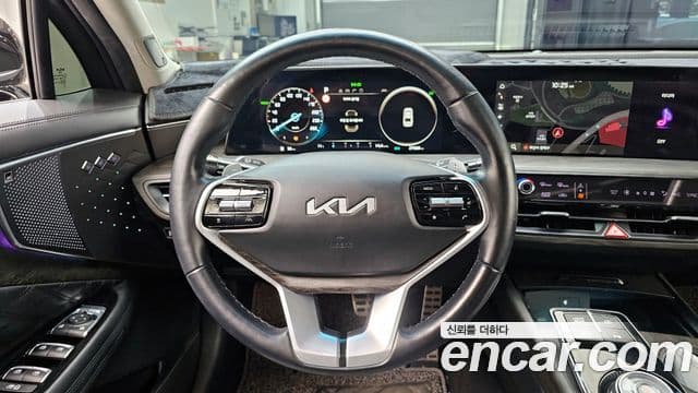 Kia K8 гибрид Signature, 2023 14