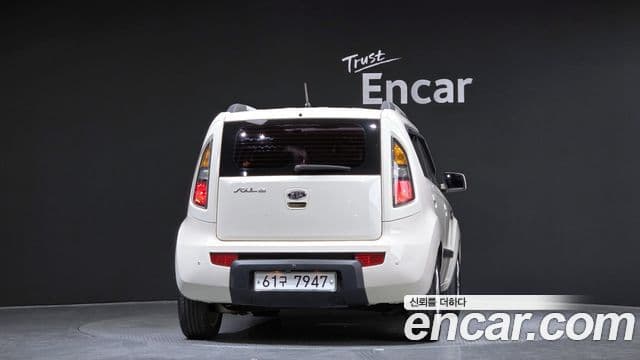 Kia Soul Safety, 2010 4