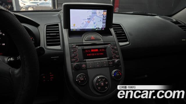 Kia Soul Safety, 2010 15