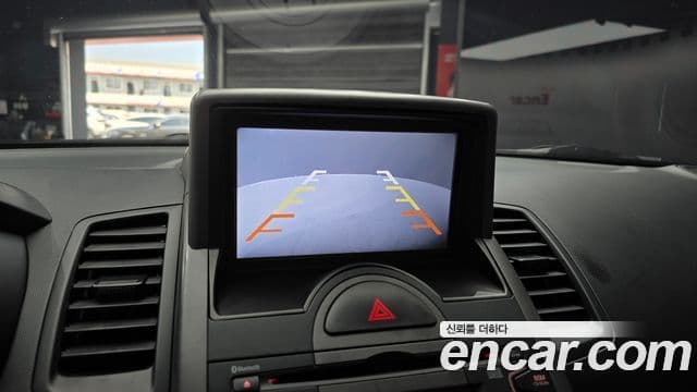 Kia Soul Safety, 2010 16