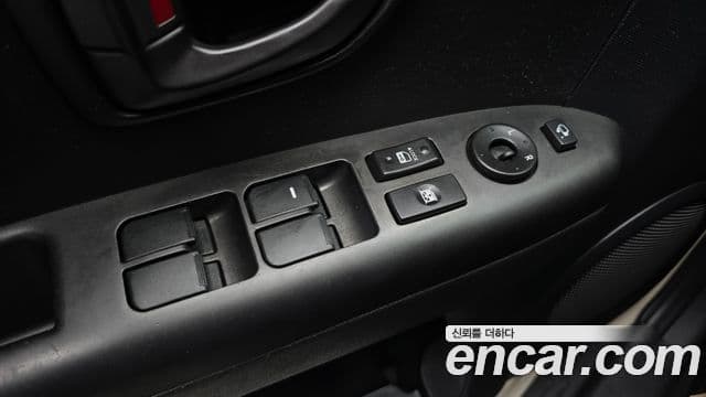 Kia Soul Safety, 2010 17