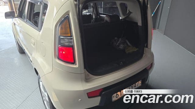 Kia Soul Safety, 2010 20