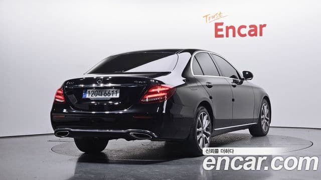 Mercedes-Benz E-класс W213 E300 4MATIC Avantgarde Intelligent Drive, 2017 2