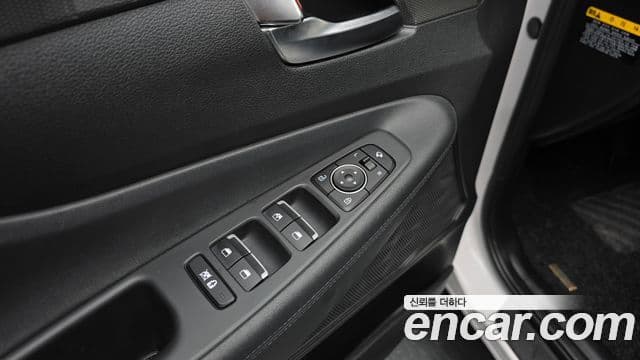 Hyundai Santa Fe TM Exclusive, 2020 17