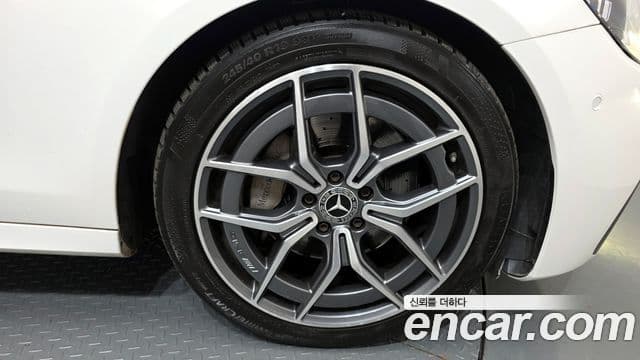 Mercedes-Benz E-класс W213 AMG Line, 2022 все фото