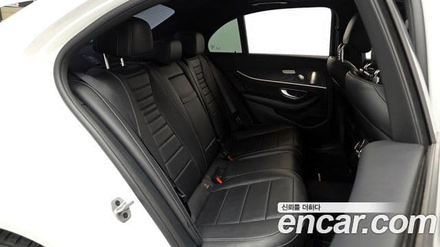 Mercedes-Benz E-класс W213 AMG Line, 2022 12