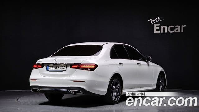 Mercedes-Benz E-класс W213 AMG Line, 2023 2