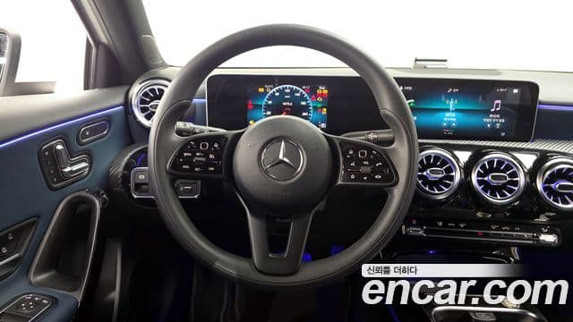 Mercedes-Benz A-класс W177 A220 хэтчбек, 2019 13