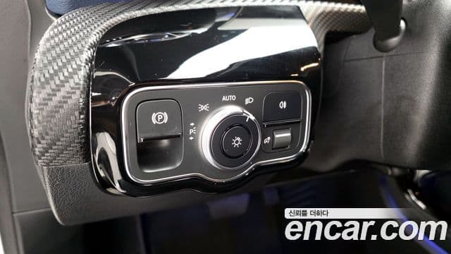 Mercedes-Benz A-класс W177 A220 хэтчбек, 2019 17