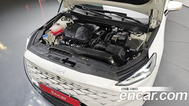 Kia K8 Signature, 2023 6