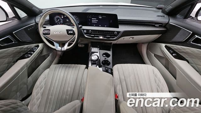 Kia K8 Signature, 2023 7
