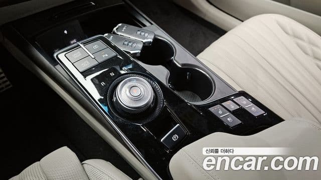 Kia K8 Signature, 2023 9